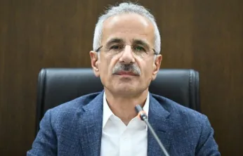 Bakan Uraloğlu'ndan Gebze'de çöken bina hakkında açıklama