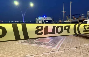 Balıkçılar fark etti, denizde dalgıç kıyafetli erkek cesedi bulundu