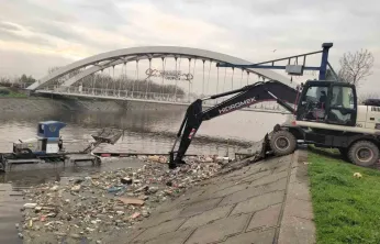 16 bin kilogramdan fazla atığın denize ulaşması engellendi