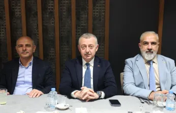 Büyükakın: İstişare eden yanılmaz