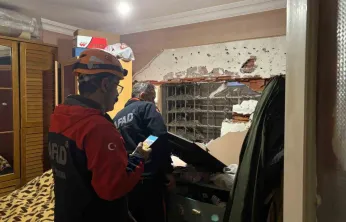 Dairenin zili çalınca yatak odasının yıkıldığını öğrendi