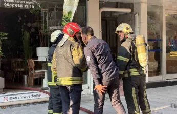 Depoda başlayan yangın mahallede paniğe yol açtı