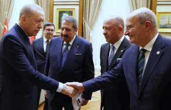 Erdoğan, ekonomi aktörlerini Külliye'de kabul etti