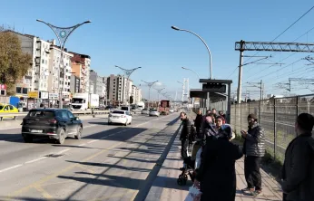 Eski duraklar niye söküldü?