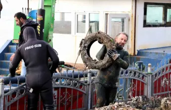 Eskihisar Sahili'nde ekosistemi canlandıracak dip temizliği yapıldı