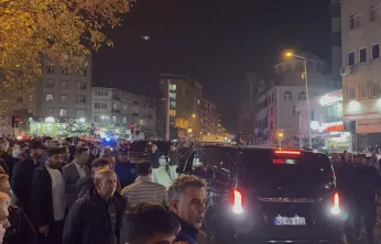 Gebze'de bir binada çatırtı sesleri: Bina tahliye ediliyor