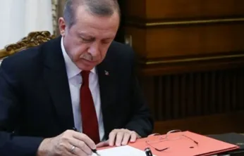 Kabinede şok değişim! İki bakan değişti!