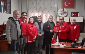 Kenan Seyrek'ten Türk Kızılay Körfez Şubesi'ne ziyaret