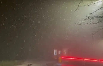 Kış turizmiyle ünlü Kartepe Kuzuyayla'ya kar yağdı