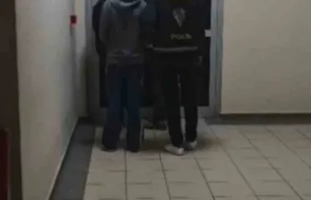 Kocaeli'de duvarlara yasa dışı bahis reklamı yazan 2 şüpheli yakalandı