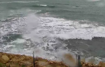 Kocaeli'de fırtına etkili oluyor: Sahillerde dalgalar yükseldi, zirvede yağmur ve sis hakim