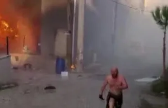 Kocaeli'de kozmetik fabrikasında yangın