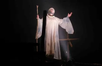 Kocaeli Şehir Tiyatroları, İnegöl Tiyatro Festivali'nde sahne aldı