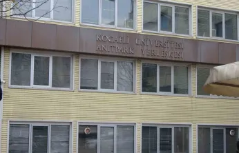 Depreme dayanıklı olmadığı için mühürlendi