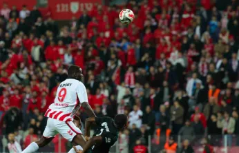 Kocaelispor, Samsun'dan 1 puanla dönüyor