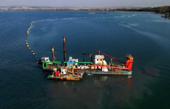 Marmara Denizi'ne her gün 4.5 milyon metreküp kanalizasyon atığı bırakılıyor