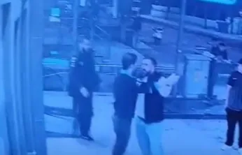 Oğlunu koruyan cezaevinde, çocuk döven serbest