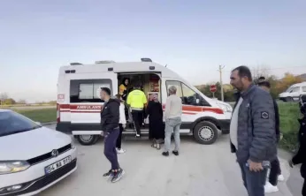 Otomobil ile motosiklet çapıştı: 2 yaralı