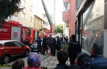 Çatı yangını korkuttu