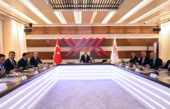 Üniversiteden 3 yılda mezuniyet geliyor