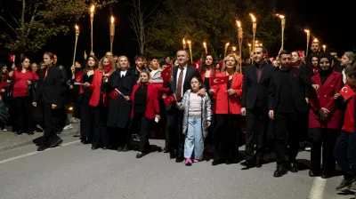 Kocaeli Bilnet Okulları ve Bilgi Köprüsü'nden Coşkulu Cumhuriyet Kutlaması