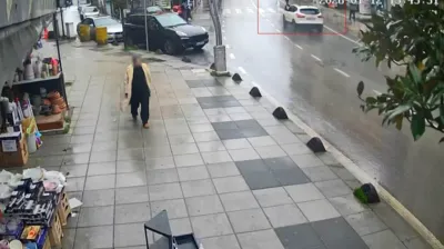 Yaya geçidinde otomobilin çarptığı kadın yaşam mücadelesi veriyor