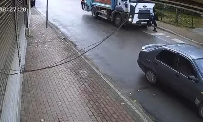 Belediye işçisinin hayatını kaybettiği korkunç kaza kamerada