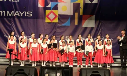 Büyükşehirin çocuk korosuna Ritmik Uyumda Başarı Ödülü