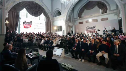 Cumhurbaşkanı Erdoğan: Benim bayrağım yerde duramaz