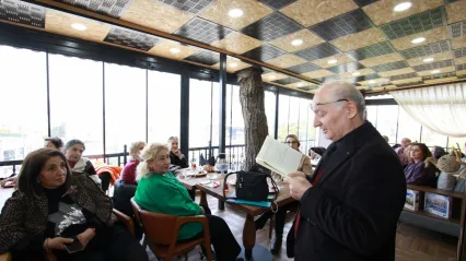 Koca çınarlar şiir dinletisinde buluştu