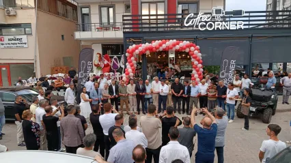 Körfez'deki açılış siyaseti bir araya getirdi