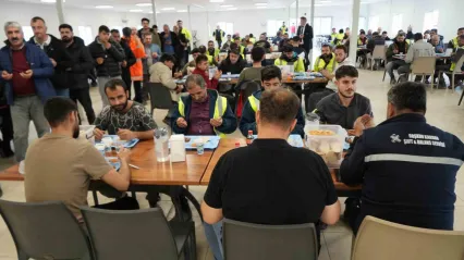 Körfezray şantiyesinde deprem şehitleri anıldı