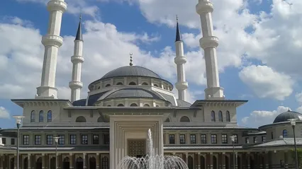 Külliye'den canlı: Bir ramazan akşamı, Külliye'den iftar yayını