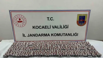 Kocaeli'de 3 kilo bonzai ve 5 bin hap ele geçirildi