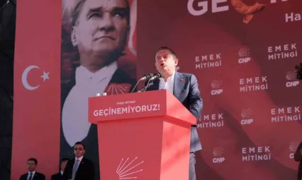 CHP Genel Başkanı Özel, Emek Mitingi'nde konuştu: Ya geçim, ya seçim