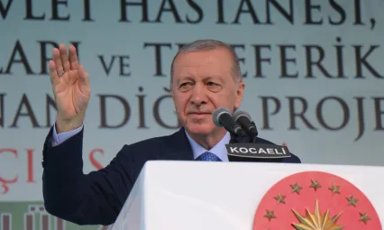 Cumhurbaşkanı Erdoğan, Gölcük Devlet Hastanesi'nde!