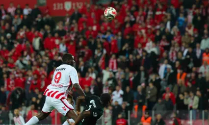 Kocaelispor, Samsun'dan 1 puanla dönüyor