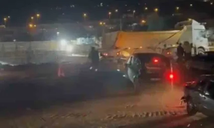 Öfkelenen sürücü ortalığı birbirine kattı