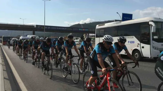 Arnavutköy'den yola çıkan sporcular Kocaeli'ye ulaştı