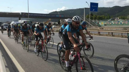 Arnavutköy'den yola çıkan sporcular Kocaeli'ye ulaştı