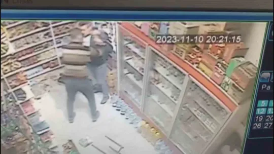 CHP'den neden istifa ettin, dayağı!