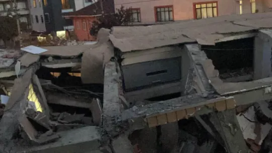 CİMER'e şikayet etmiştim dedi, 4 ay sonra yan binası yıkıldı