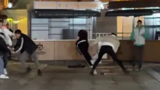 'Eski sevgilimle neden konuştun' kavgasında kan aktı