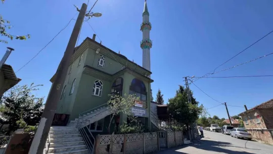 Camiyi 7 milyon liraya satışa çıkardı