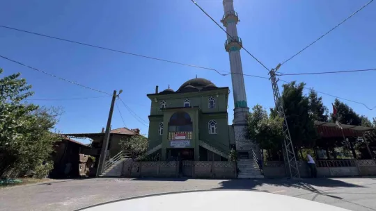 Camiyi 7 milyon liraya satışa çıkardı