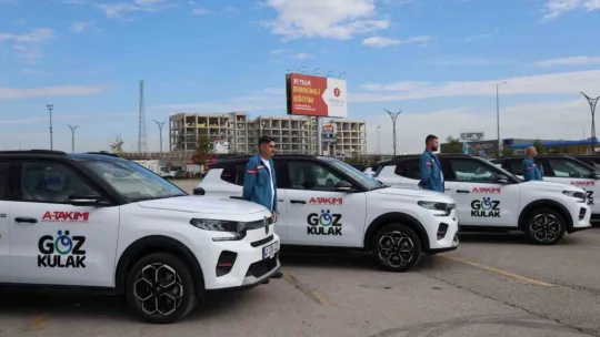 Göz Kulak ekibi görev başında