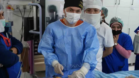 İğneyle tümör tedavisine uluslararası ilgi: Canlı canlı izlediler