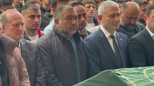 Öldürülen 16 yaşındaki genç son yolculuğuna uğurlandı