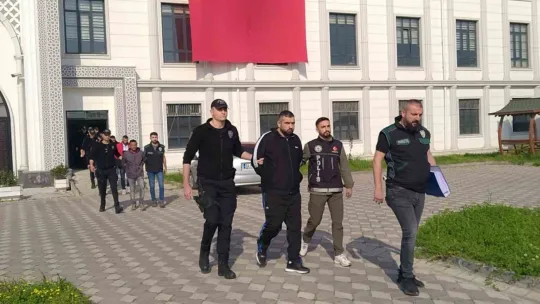 Kocaeli'de uluslararası 10 çete üyesi tutuklandı