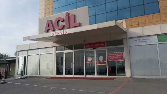 'Neden çalışmıyorsun' diyerek kızını hastanelik etti